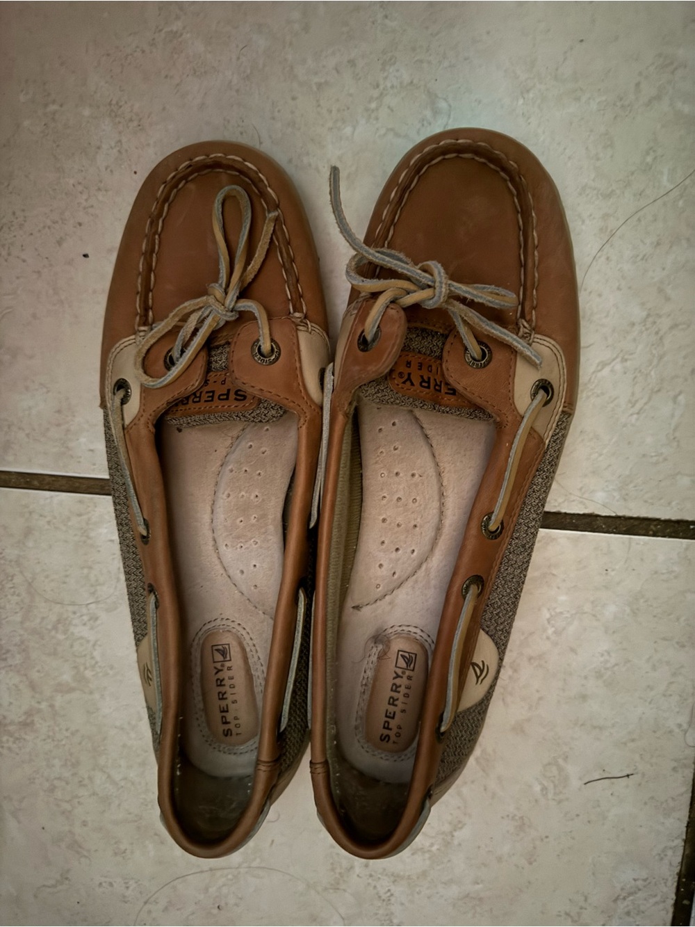 Sperry Women’s Tan Leather Boat Shoes
